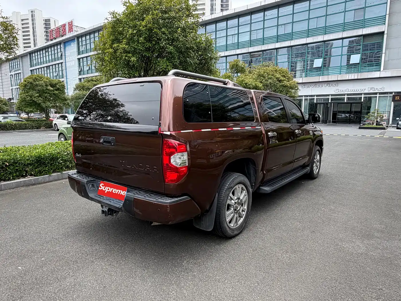 Toyota Tundra 2014 5.7L 1794 Edition фото 5