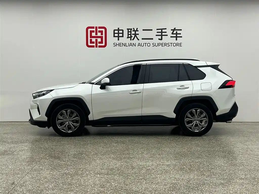 Toyota RAV4 Rongfang 2023 2.0L CVT FWD Style Plus Edition фото 4