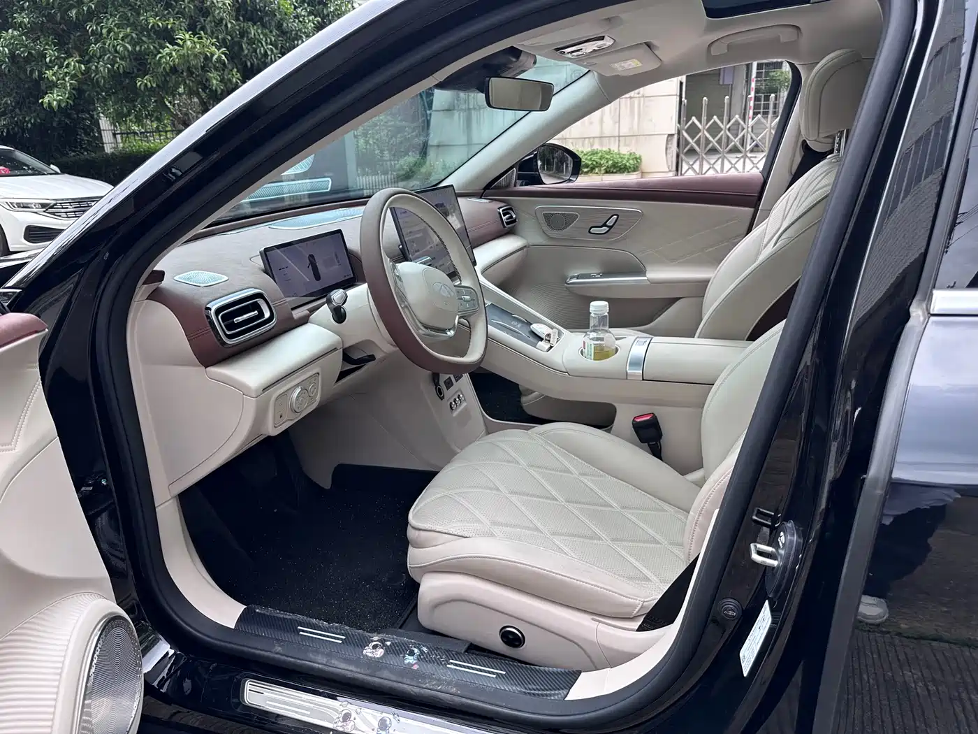 Chery Fengyun Fengyun A9L 2025 260 Ultra Long Range Luxury Edition фото 8