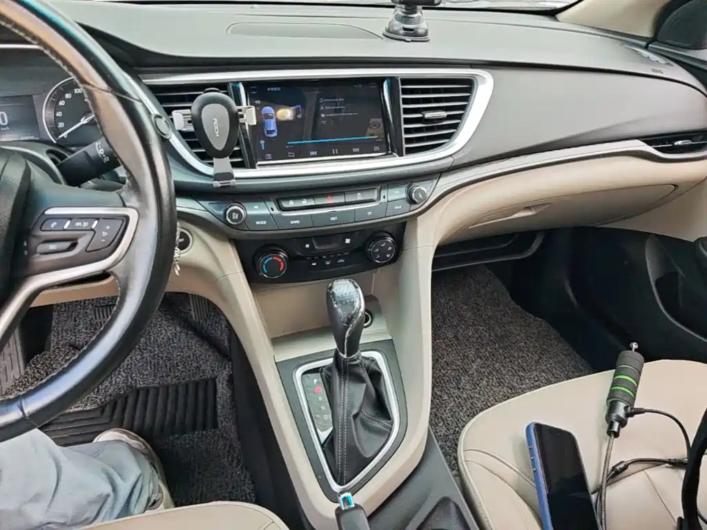 Фото 13 - Buick Excelle