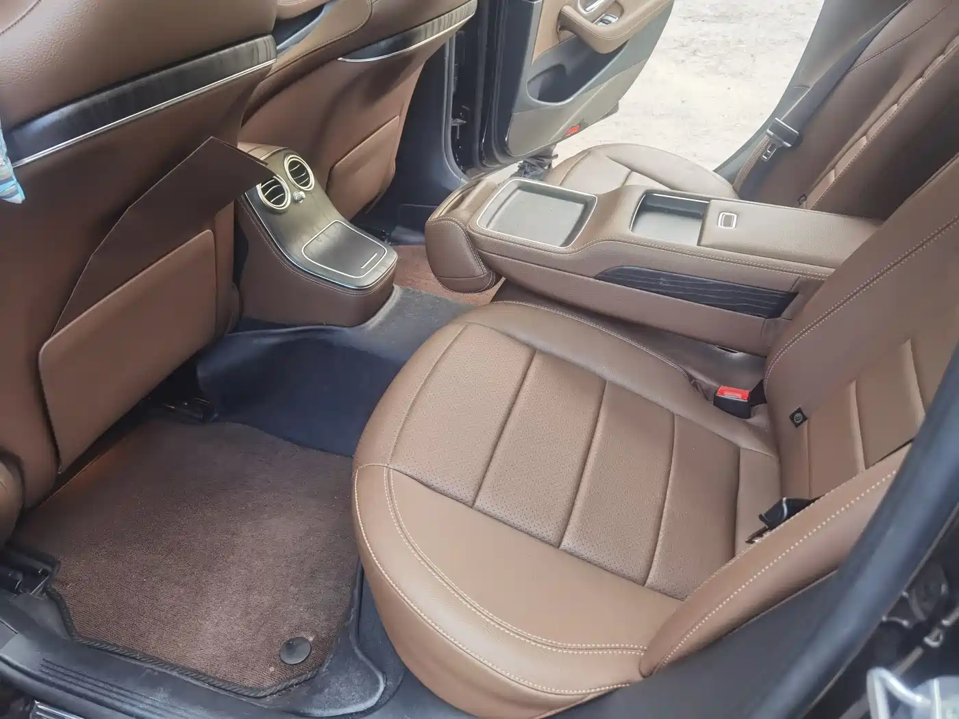 Mercedes-Benz E-Class 2021 E 260 L Sport фото 8