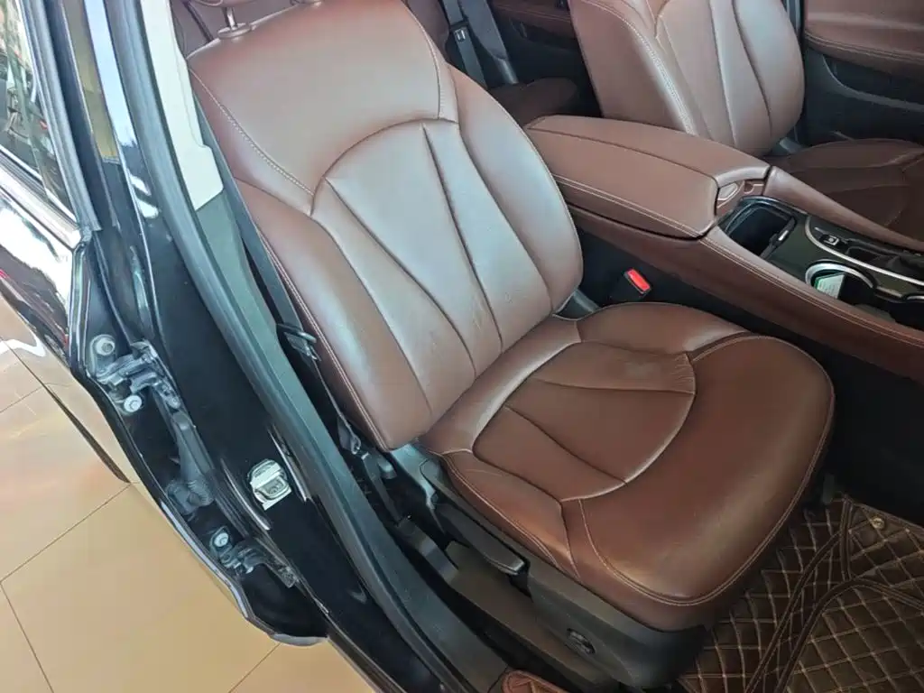 Фото 20 - Buick Envision Plus
