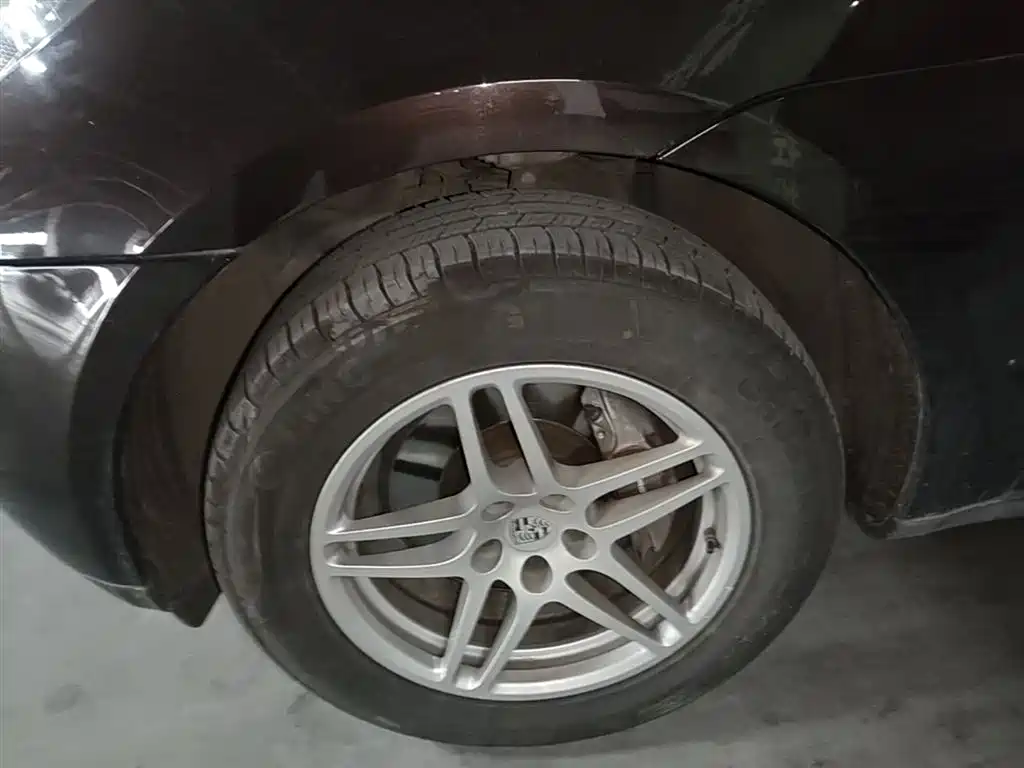 Porsche Macan 2016 Macan 2.0T фото 23