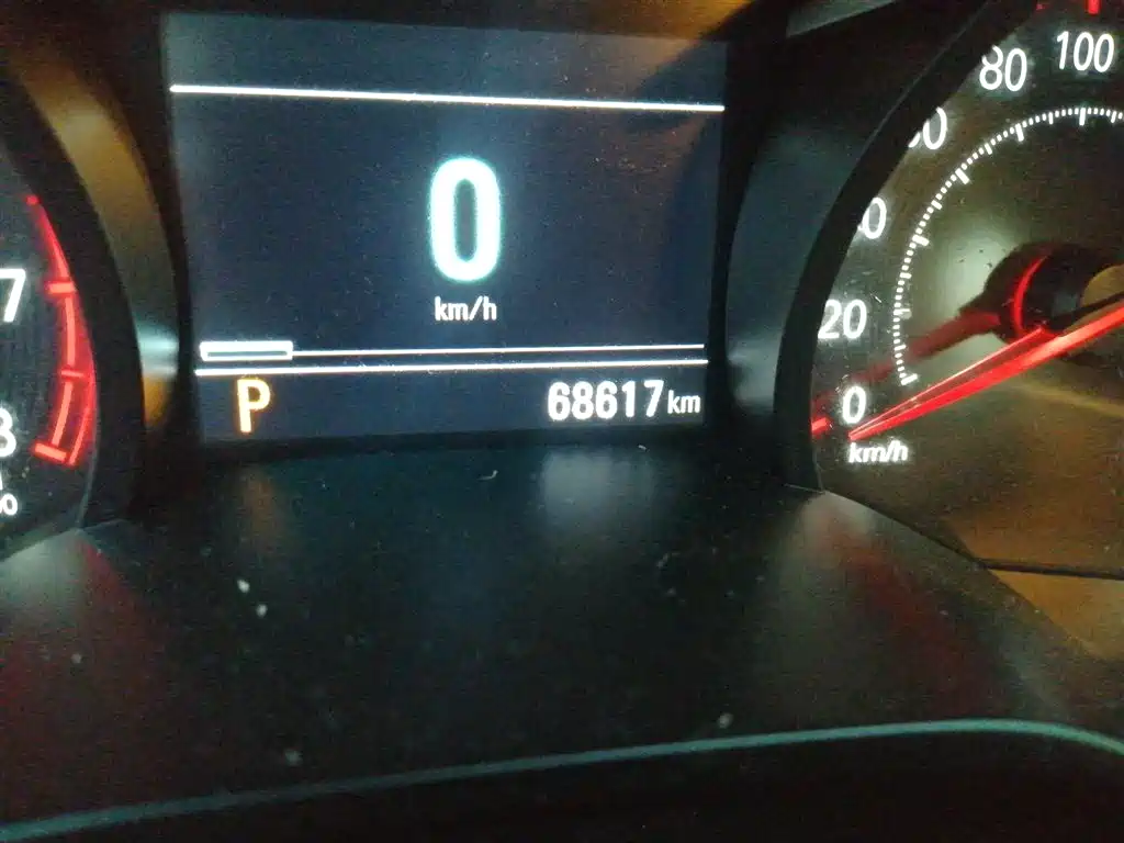 Chevrolet Monza 2019 RS 330T Auto Smooth Edition China VI фото 5