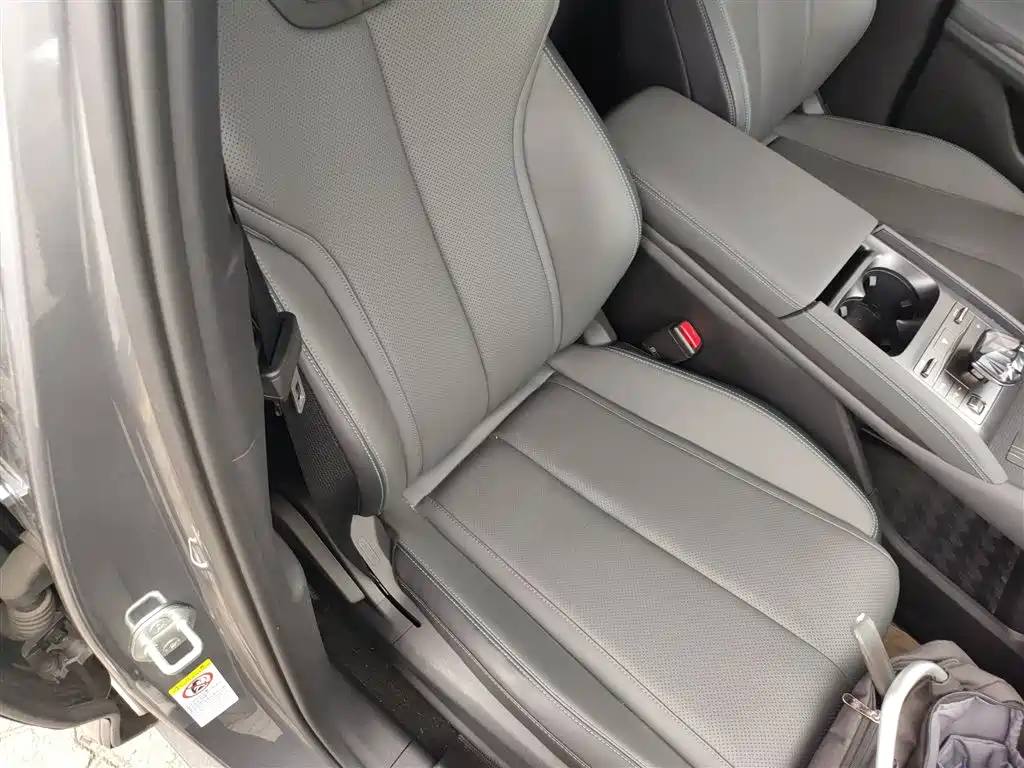 BYD Qin L 2024 DM-i 80KM Superior фото 25