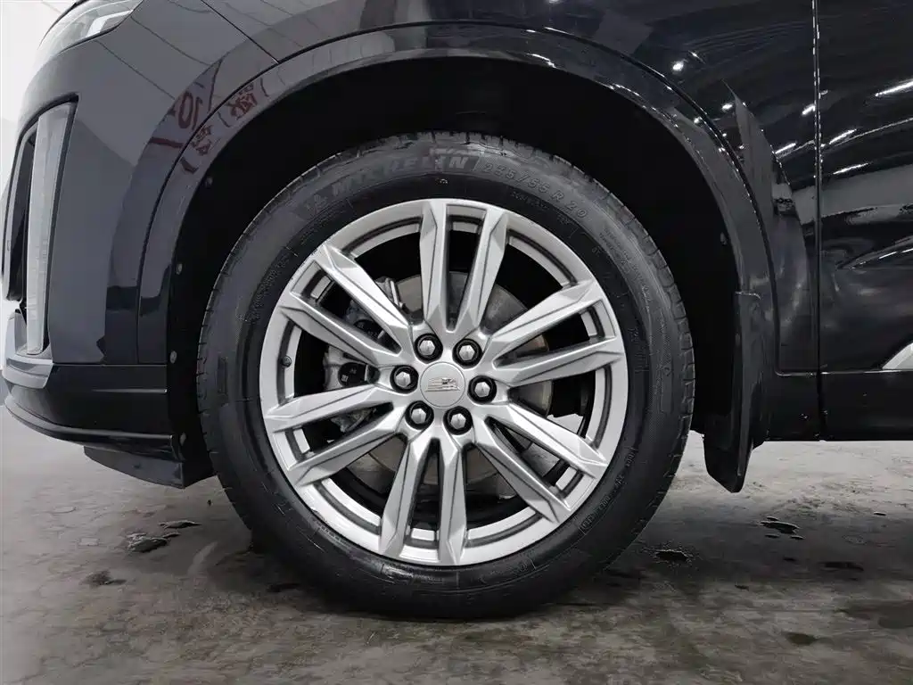 Cadillac XT6 2022 2.0T 6-Seater 4WD Luxury Edition фото 17