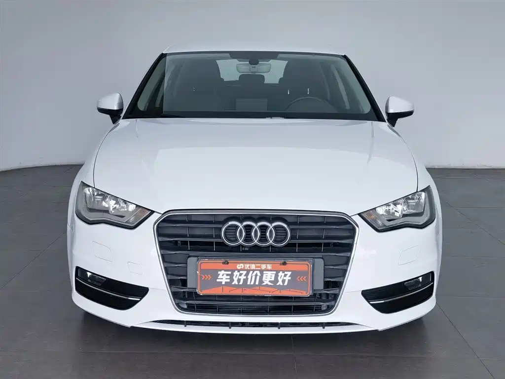 Audi A3 2016 Sportback 35 TFSI Progressive фото 3