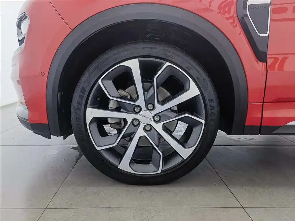 Lynk & Co 05 2020 2.0TD 4WD Halo Edition фото 17