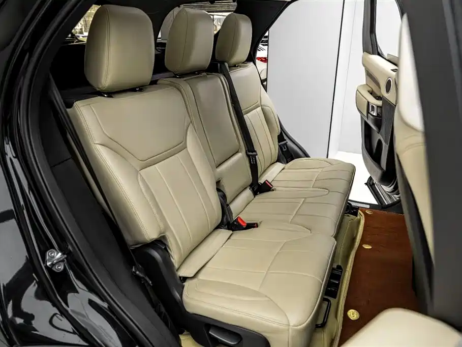 Land Rover Discovery 2019 3.0 SC V6 HSE фото 24