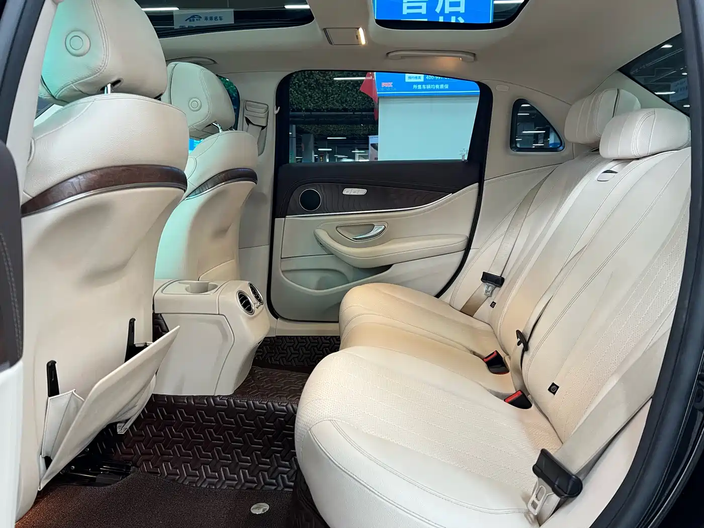 Mercedes-Benz E-Class 2020 E 260 L фото 11