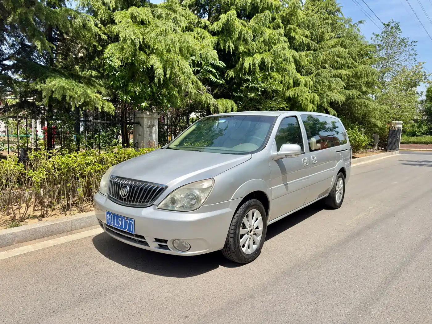 Buick GL8 2012 2.4L BASE Comfort