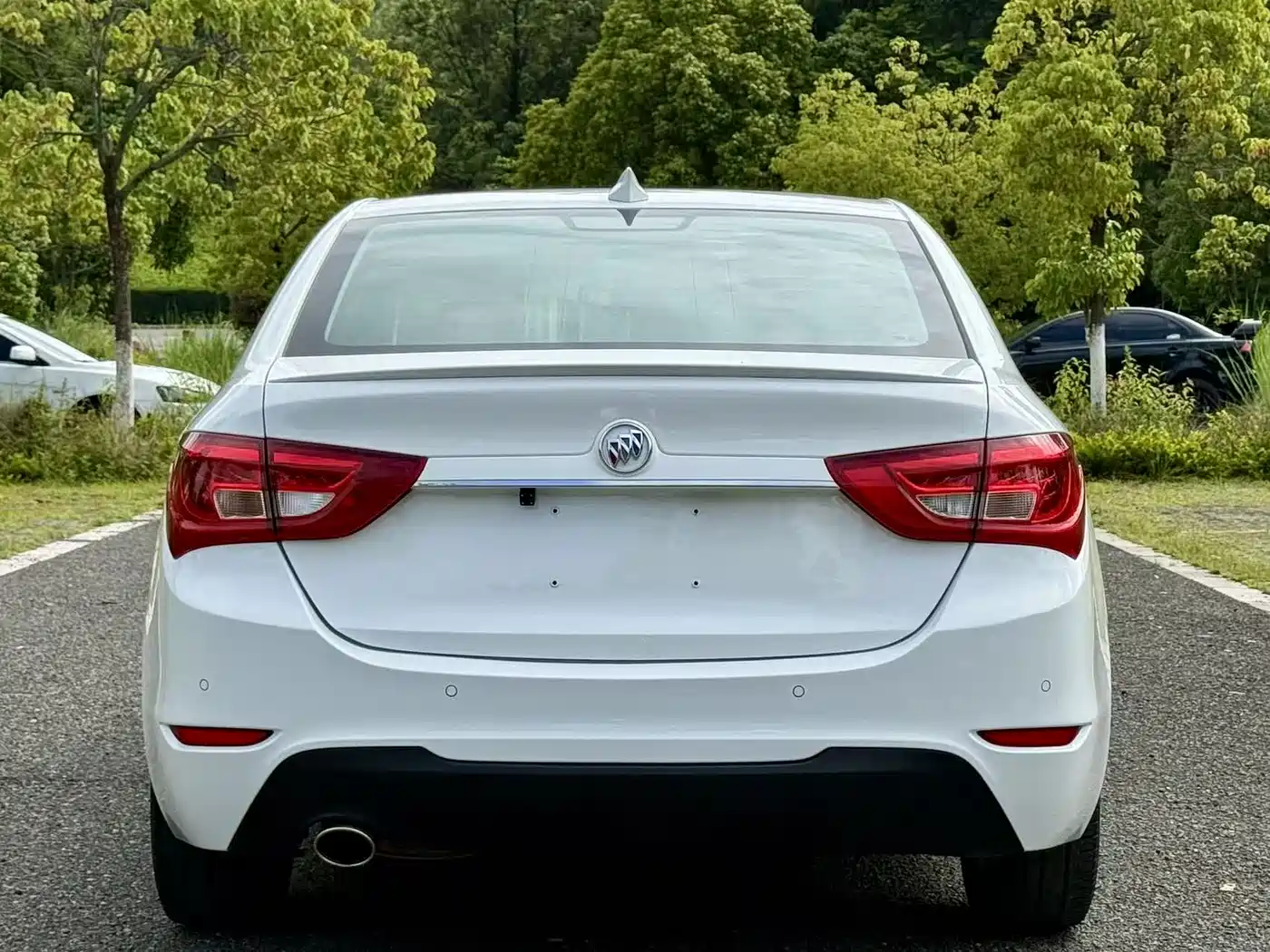 Photo 8 - Buick Excelle