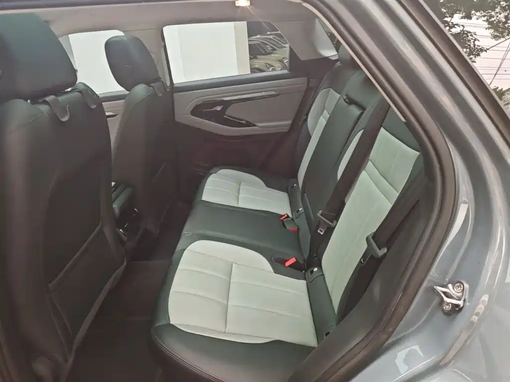 Land Rover Range Rover Evoque 2020 249PS Youth Edition фото 17