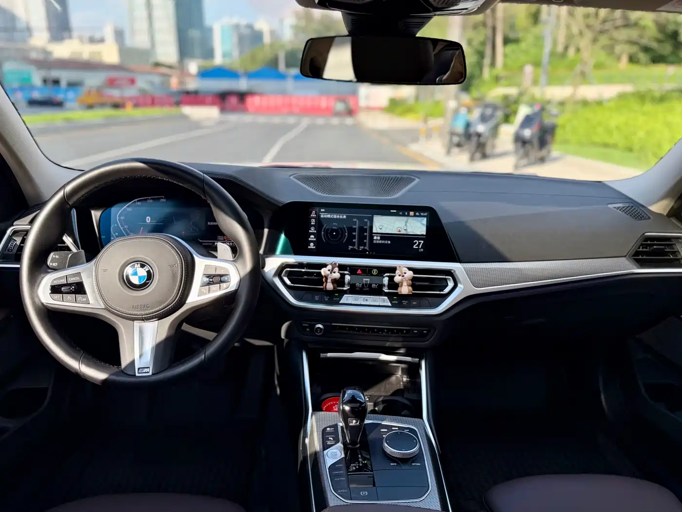BMW 3 Series 2022 Facelift 325i M Sport Shadow Edition фото 14