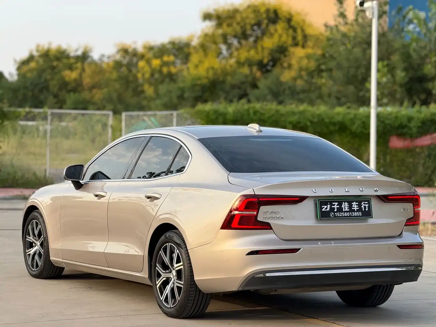 Photo 5 - Volvo S60