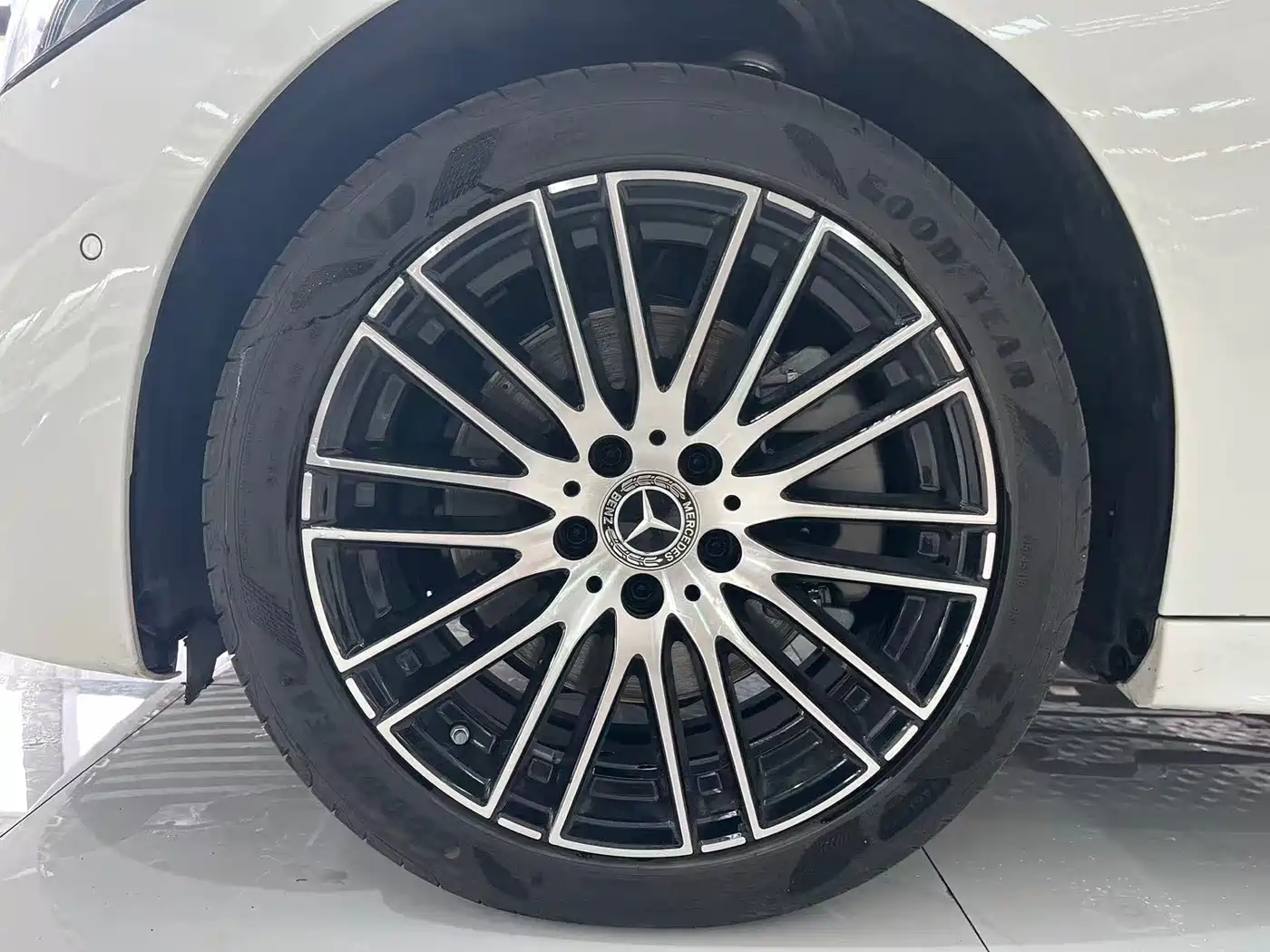 Mercedes-Benz C-Class 2025 C 260 L Sport Edition фото 12