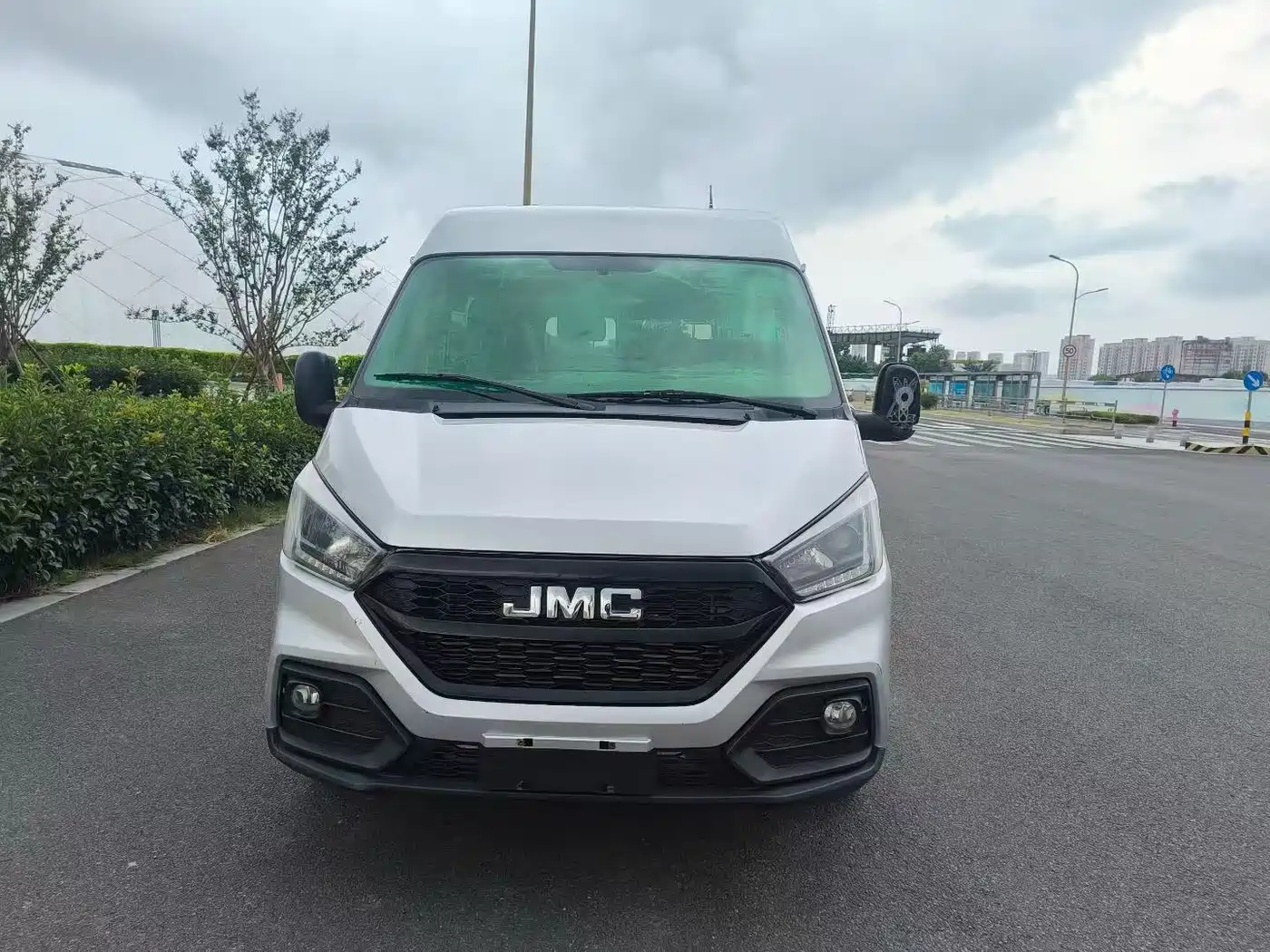 Jiangling Tesun 2019 2.8T Commercial Short Wheelbase Medium Roof 6-Seater China VI JX493