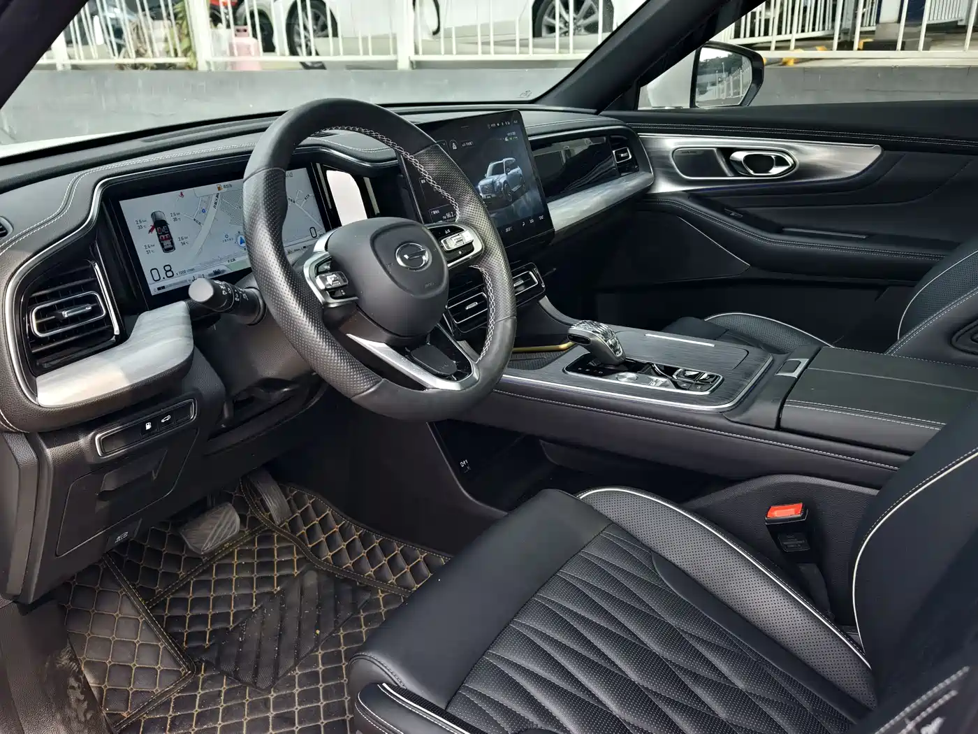 GAC Trumpchi Trumpchi GS8 2022 Pilot Series 2.0TGDI 2WD Premium Edition (7-Seater) фото 8