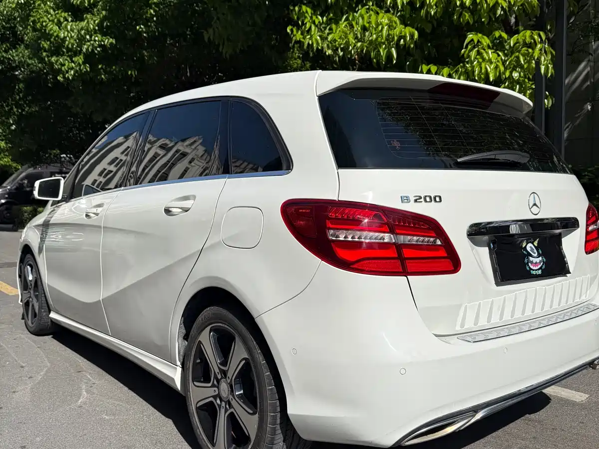 Mercedes-Benz B-Class 2015 B 200 Style фото 15