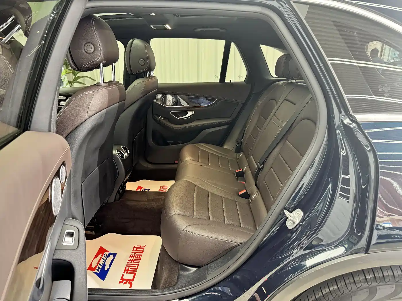 Mercedes-Benz GLC 2019 GLC 260 4MATIC Luxury фото 12