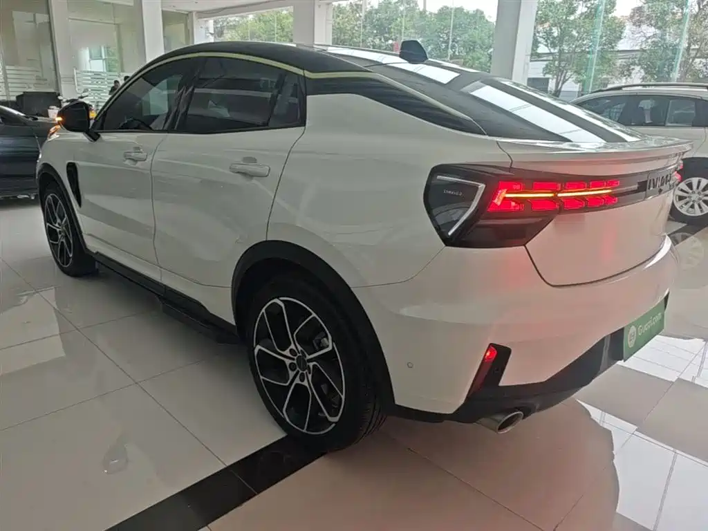 Lynk & Co 05 2020 2.0TD 2WD Shine Halo фото 5