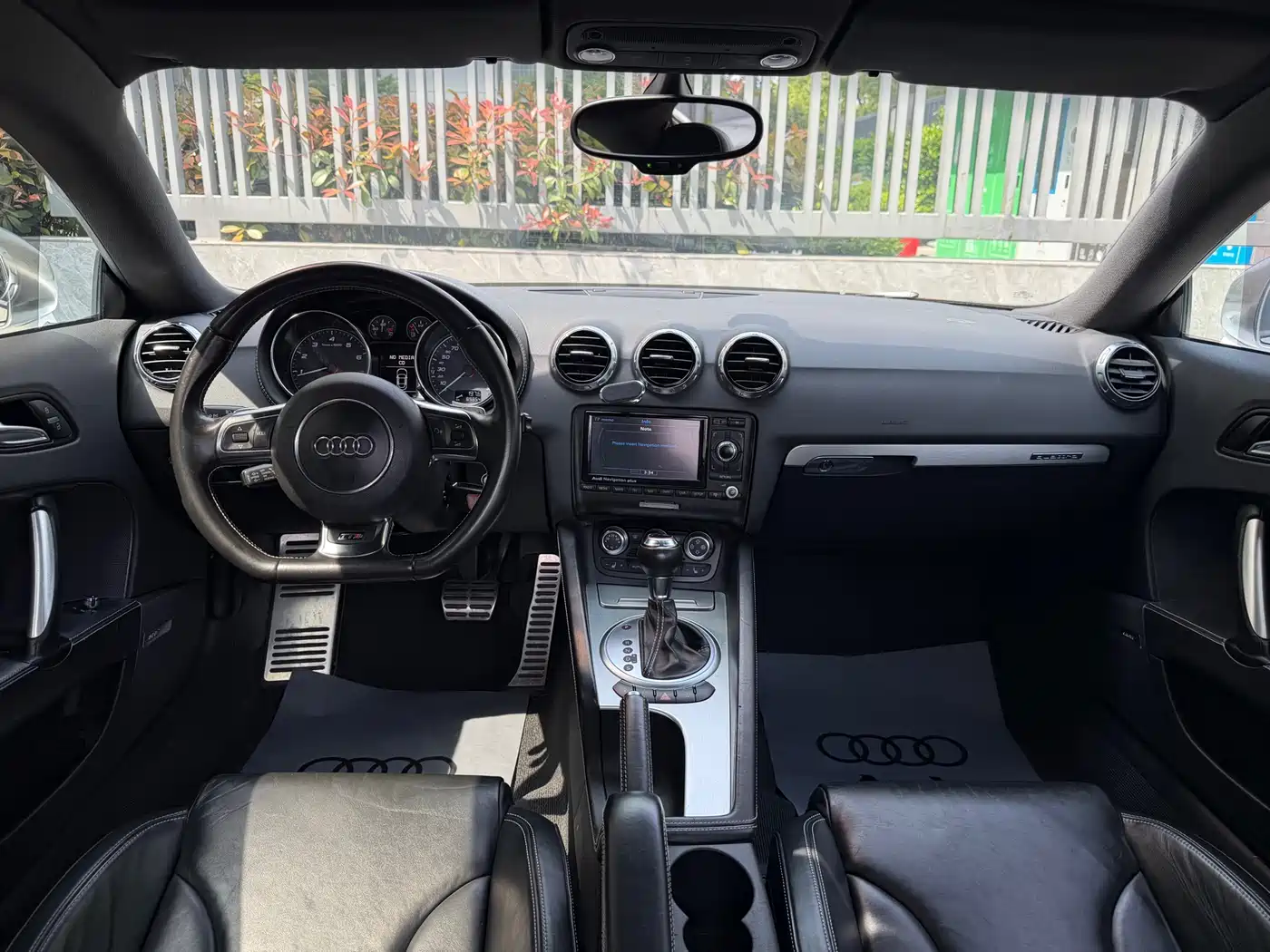 Audi TTS 2013 TTS Coupe 2.0TFSI quattro фото 5