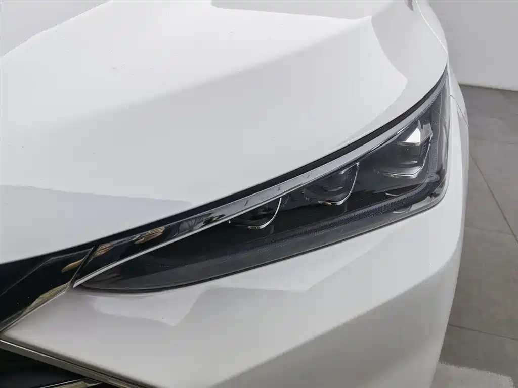 BYD TANG