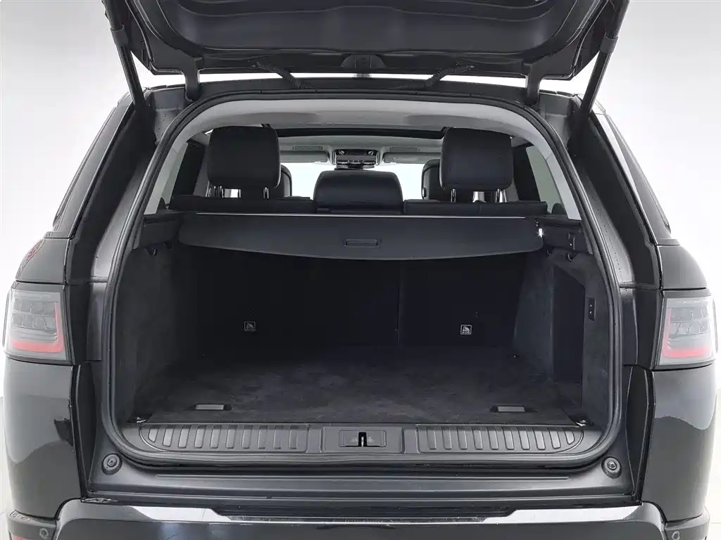 Land Rover Range Rover Sport 2021 3.0 L6 SE фото 16