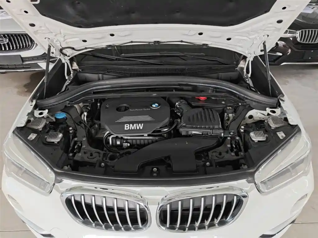 BMW X1 2016 sDrive18Li Luxury Model фото 20