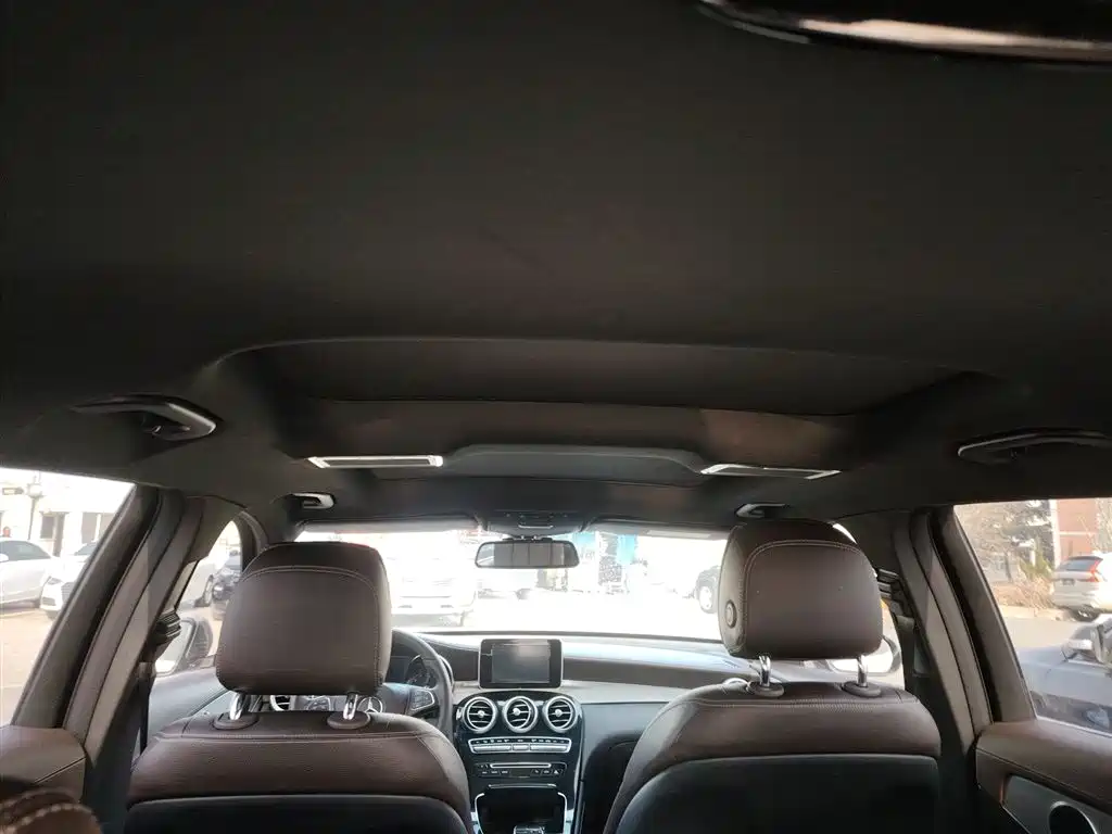 Mercedes-Benz GLC 2019 Model GLC 200 L 4MATIC фото 14