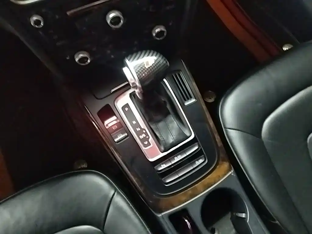 Audi A4L 2015 35 TFSI Auto Comfort фото 14