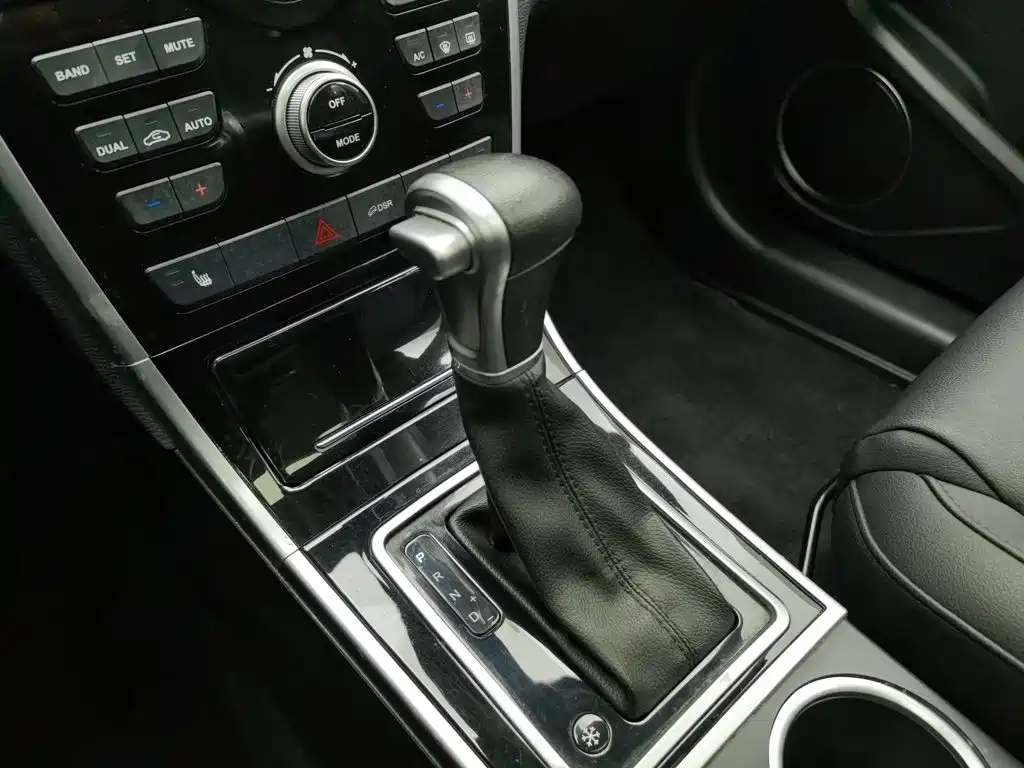 Фото 13 - Haval H2