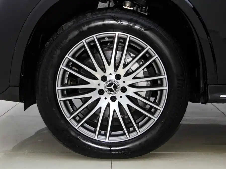 Mercedes-Benz GLC 2024 Facelift GLC 300 L 4MATIC Sport 7-seater фото 11