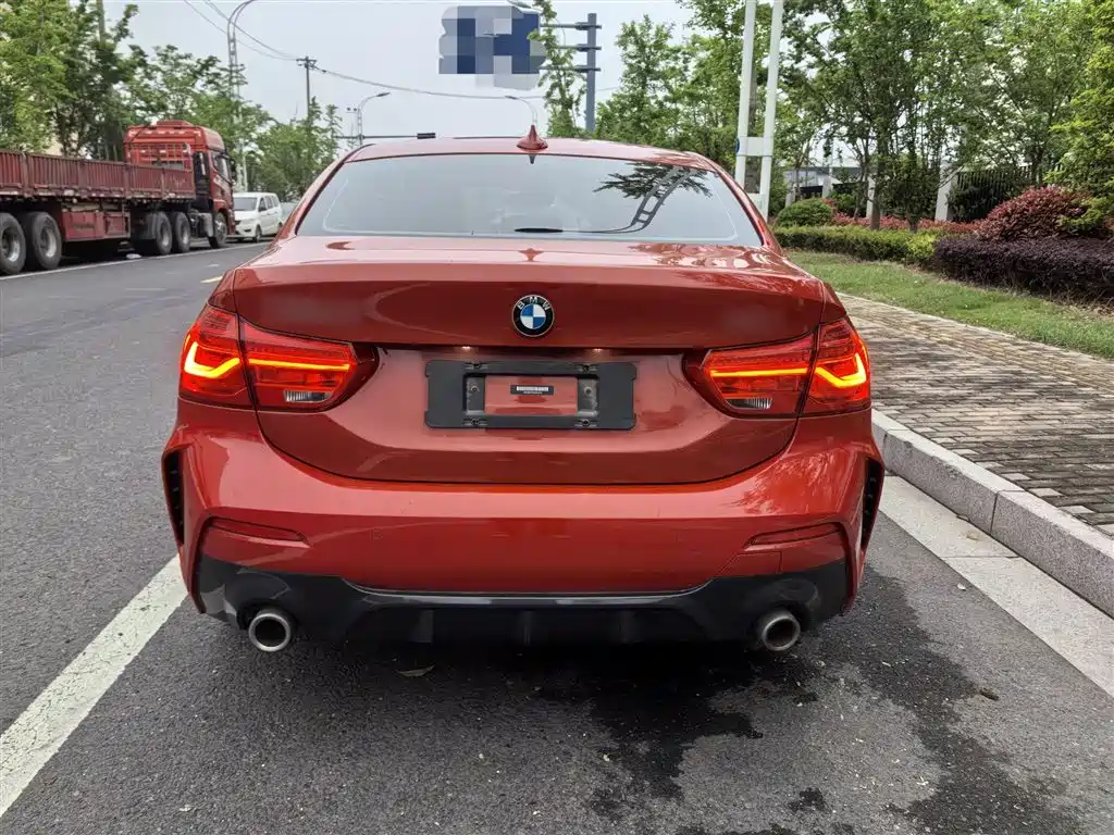 BMW 1 Series 2020 Model 120i M Sport Package фото 23