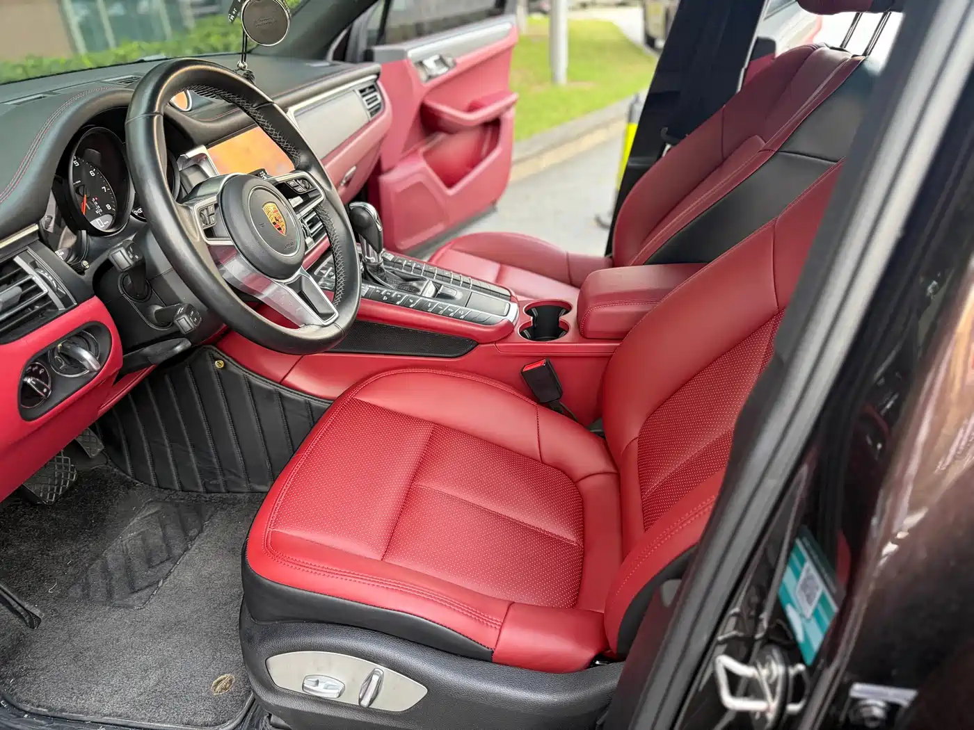 Porsche Macan 2018 Macan 2.0T фото 4