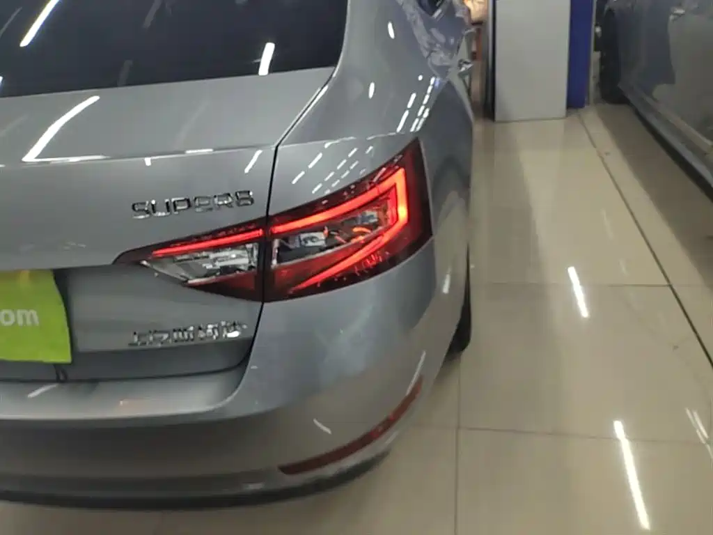 Škoda Superb 2018 TSI280 DSG Comfort (China V) фото 8