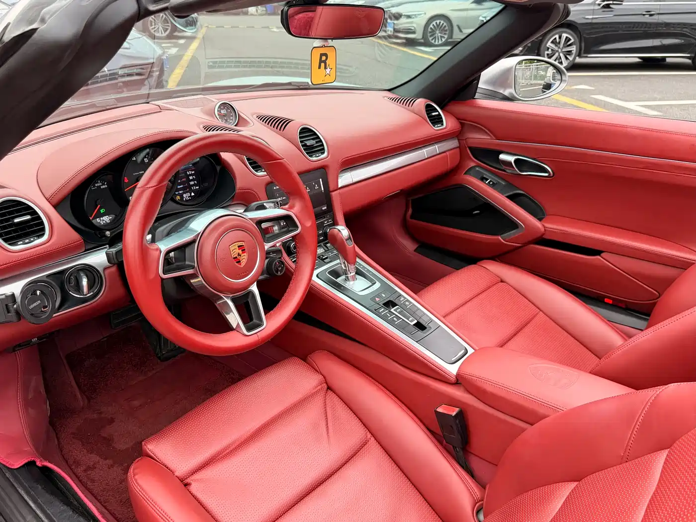 Porsche 718 2016 Boxster 2.0T фото 4
