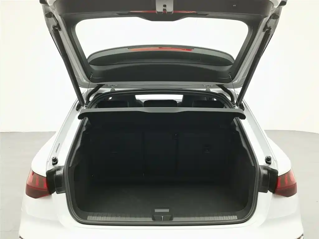 Audi A3 2022 Sportback 35 TFSI Style Sport фото 16