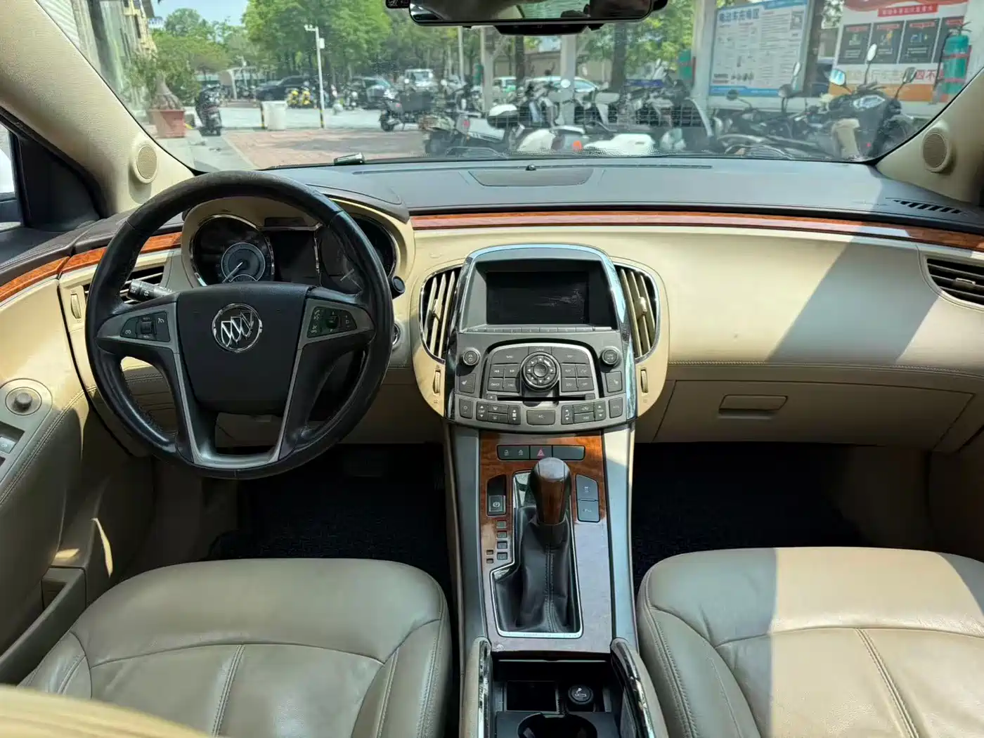 Buick LaCrosse 2012 2.4L SIDI Premium Edition фото 6