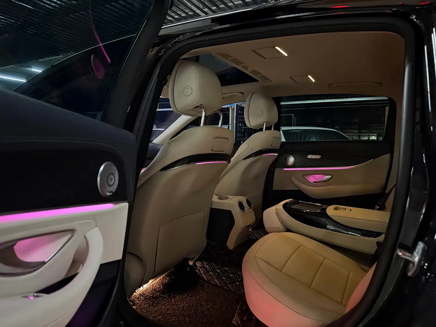 Mercedes-Benz E-Class 2017 E 300 L Sport Luxury фото 4