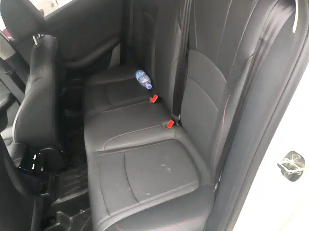 Roewe i5 2026 2026 1.5L CVT Luxury