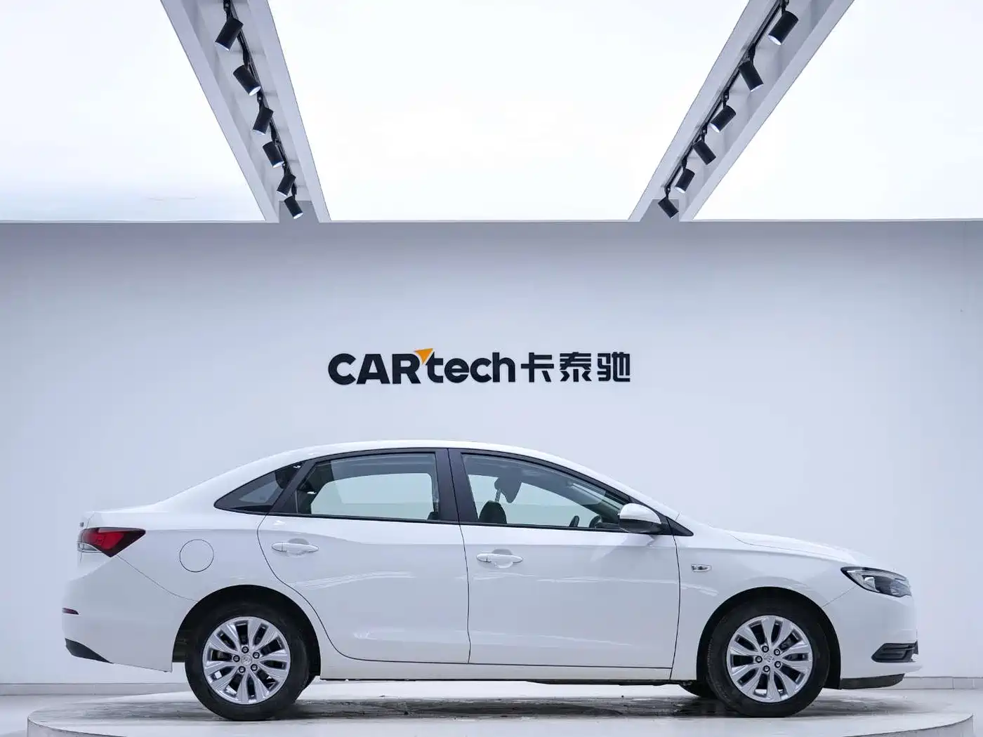 Buick Excelle 2021 Facelift Exemplar 1.5L Auto Elite фото 4
