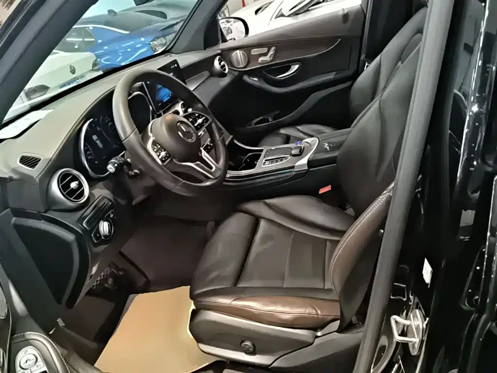Mercedes-Benz GLC 2021 GLC 300 L 4MATIC Sporty фото 15