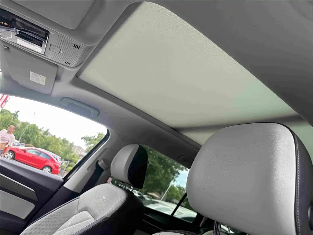 Volkswagen Talagon 2025 2025 450TSI R-Line 6-Seater