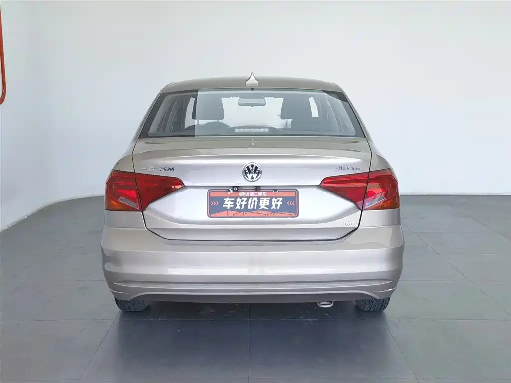 Volkswagen Jetta 2017 1.5L Automatic Fashion фото 4