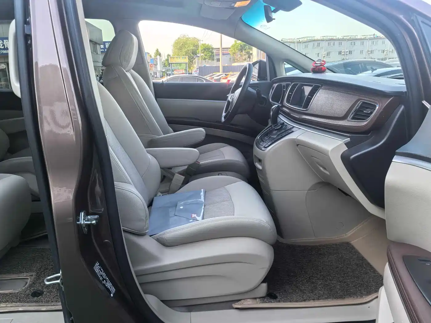 Buick GL8 2017 25S Luxury China V фото 16