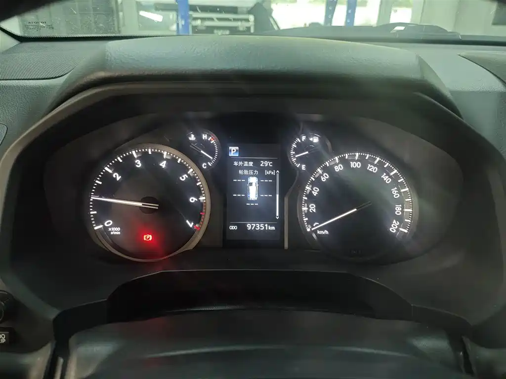 Toyota Prado 2019 3.5L Automatic TX-L Zunxiang Edition фото 6