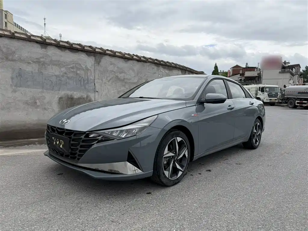 Hyundai Elantra 2021 1.5L CVT GLX Elite Edition фото 12