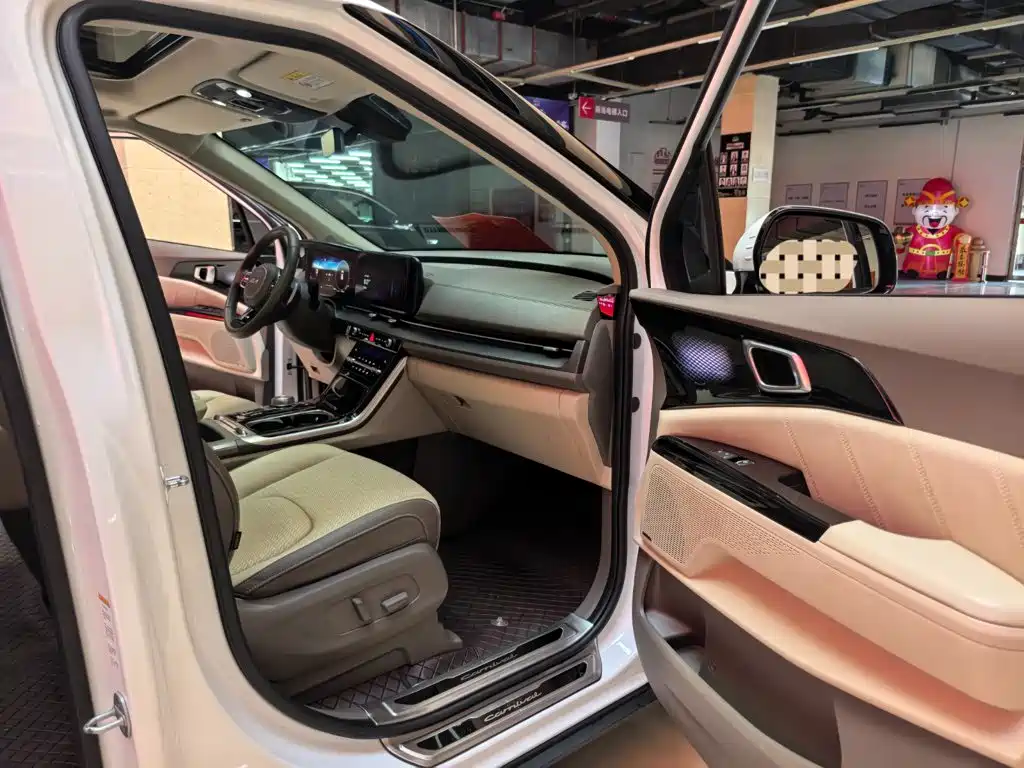 Kia Carnival 2022 2021 2.0T Flagship Edition