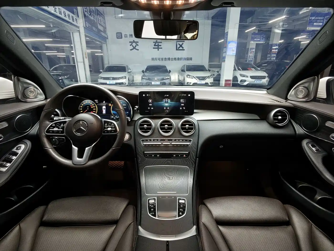 Mercedes-Benz GLC 2022 Model GLC 260 L 4MATIC Dynamic Edition фото 4